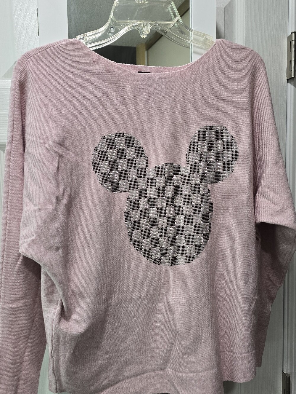 100% CASHMERE Christina Pink Crewneck Sweater with Rhinestone Checker Mickey - Picture 5 of 5
